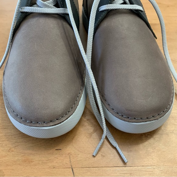 NEW. Men’s Clarke Gray Leather Shoes - 13 - Picture 7 of 11